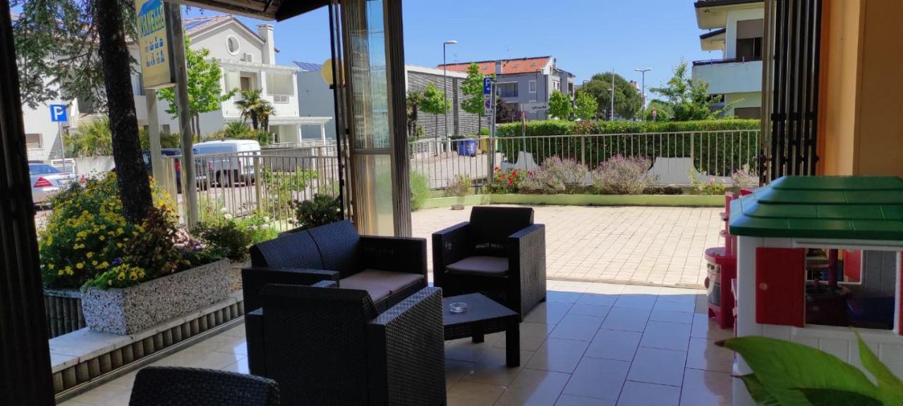 Hotel Vianello Lido di Jesolo Exterior photo