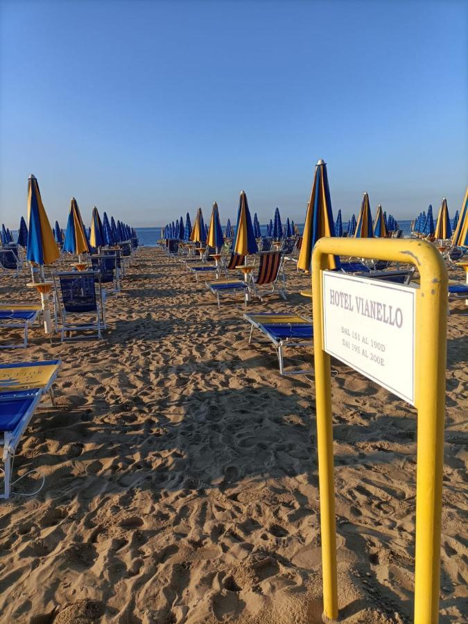 Hotel Vianello Lido di Jesolo Exterior photo