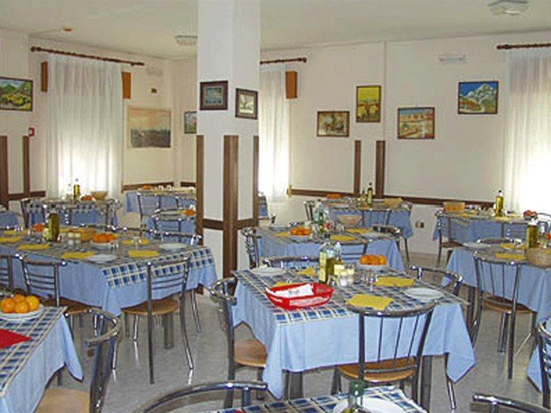 Hotel Vianello Lido di Jesolo Exterior photo